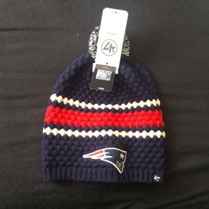 Women’s: Patriots winter hat,NFL OneSize Neverworn